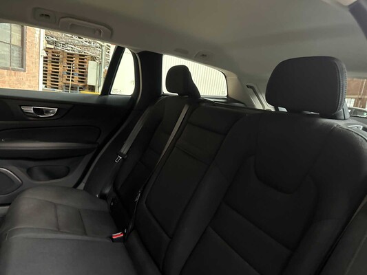 Volvo V60 2.0 T6 Recharge AWD Business Pro 341pk 2021, K-930-ZF