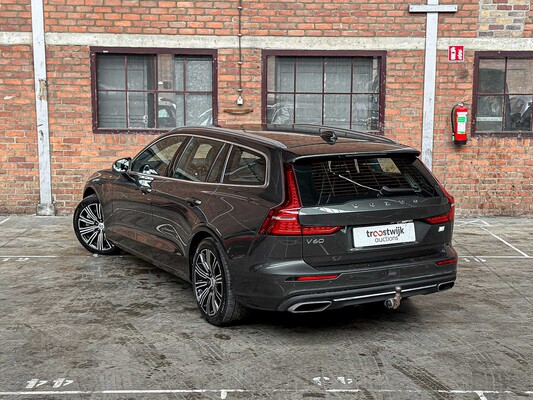 Volvo V60 2.0 T6 Recharge AWD Business Pro 341pk 2021, K-930-ZF