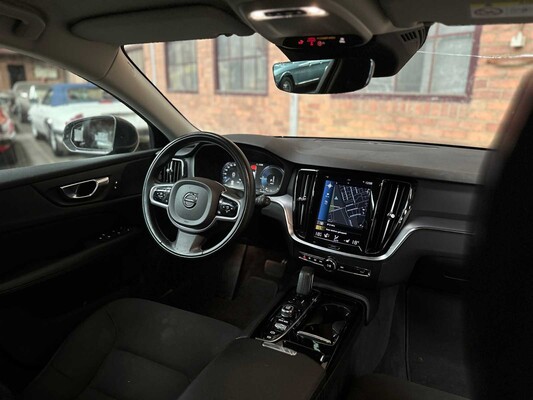 Volvo V60 2.0 T6 Recharge AWD Business Pro 341pk 2021, K-930-ZF