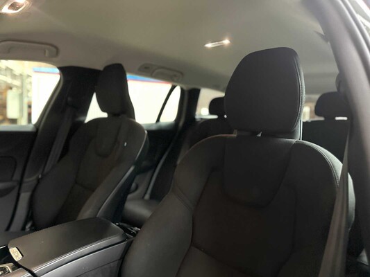 Volvo V60 2.0 T6 Recharge AWD Business Pro 341pk 2021, K-930-ZF