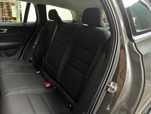 Volvo V60 2.0 T6 Recharge AWD Business Pro 341pk 2021, K-930-ZF