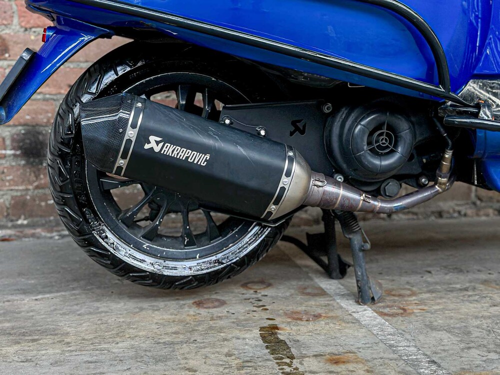 Vespa Sprint 4T Sport 80cc FULL OPTION, DRP-14-S