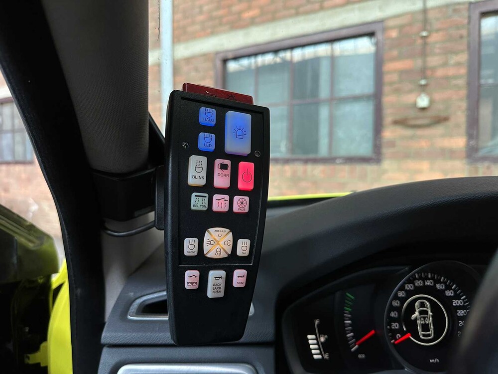 Volvo V70 Nilsson Kampeerauto -Ambulance- AWD 285pk 2013 Camper, N-746-XV