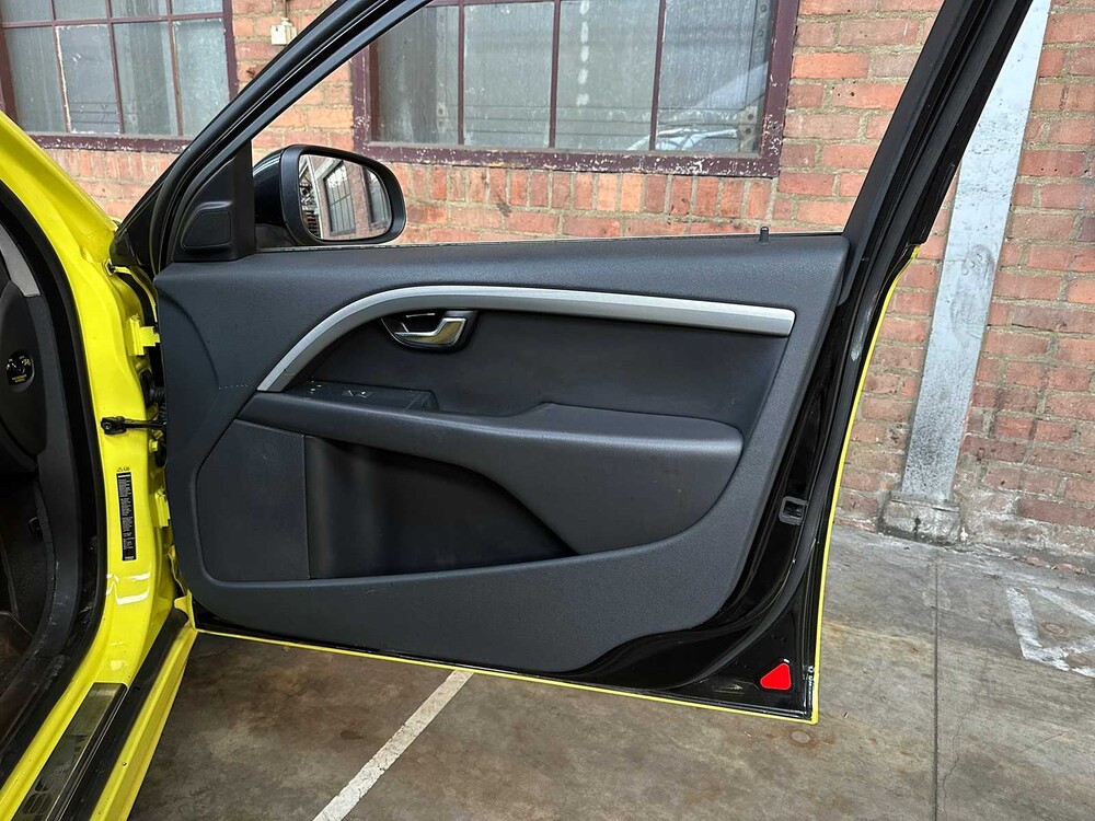 Volvo V70 Nilsson Kampeerauto -Ambulance- AWD 285pk 2013 Camper, N-746-XV