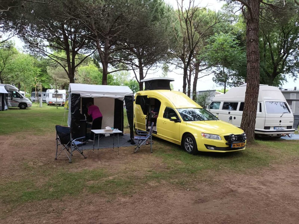 Volvo V70 Nilsson Kampeerauto -Ambulance- AWD 285pk 2013 Camper, N-746-XV