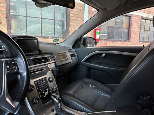 Volvo V70 Nilsson Kampeerauto -Ambulance- AWD 285pk 2013 Camper, N-746-XV