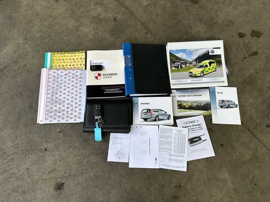 Volvo V70 Nilsson Kampeerauto -Ambulance- AWD 285pk 2013 Camper, N-746-XV