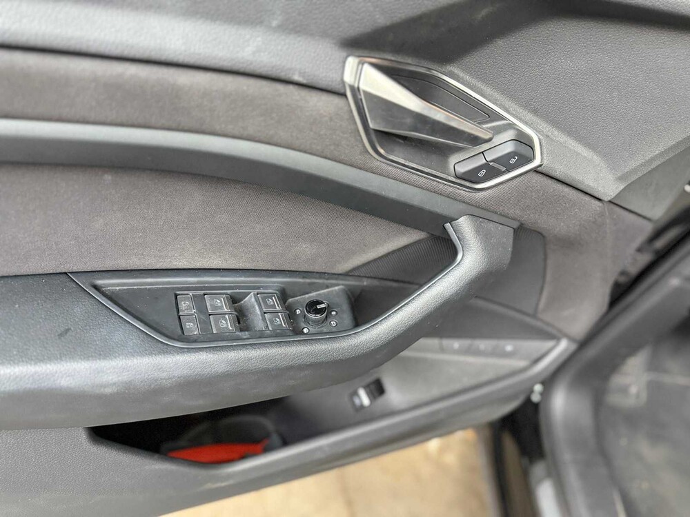 Audi e-tron 50 Quattro Business Edition 71 kWh 313pk 2020, K-422-JJ