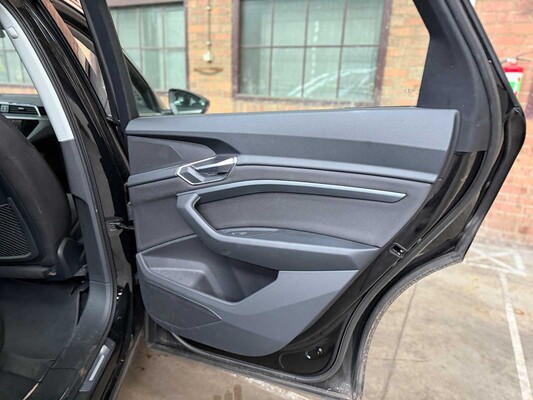 Audi e-tron 50 Quattro Business Edition 71 kWh 313pk 2020, K-422-JJ