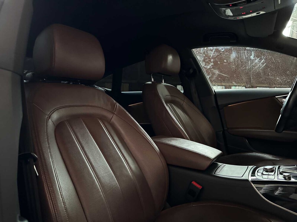 Audi A7 Sportback 2.8 FSI V6 Quattro Pro Line plus 204pk 2013, 9-KLZ-56