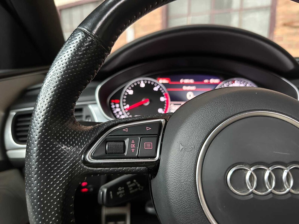 Audi A6 Avant 3.0 TDI S-Line Edition 218k 2017, NT-444-S