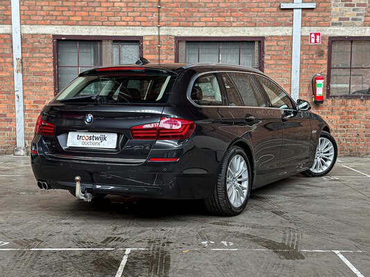 BMW 528i Touring Luxury Edition F11 245pk 2014 5-serie, 6-TZT-71