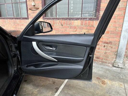 BMW 316i Touring Executive 136pk 2013 3-serie F31, K-455-PX