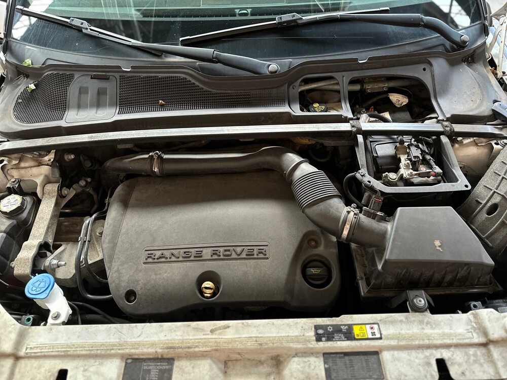 Land Rover Range Rover Evoque 2.2 eD4 2WD Pure 150pk 2013 (Origineel-NL), 7-KKH-75