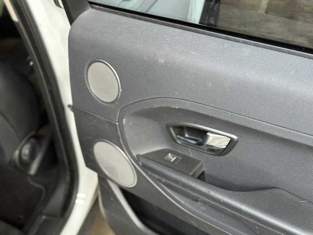 Land Rover Range Rover Evoque 2.2 eD4 2WD Pure 150pk 2013 (Origineel-NL), 7-KKH-75