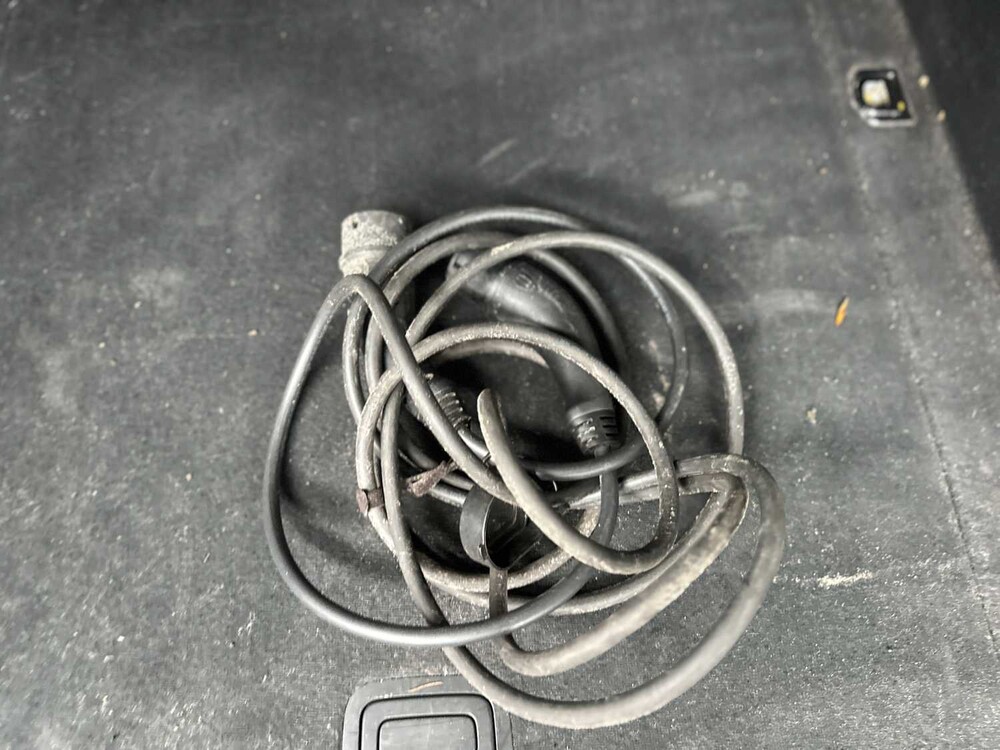 Audi e-tron 50 Quattro Launch Edition 71 kWh 313pk 2020 (Origineel-NL & 1e Eigenaar), J-840-LR