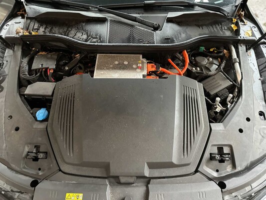 Audi e-tron 50 Quattro Launch Edition 71 kWh 313pk 2020 (Origineel-NL & 1e Eigenaar), J-840-LR