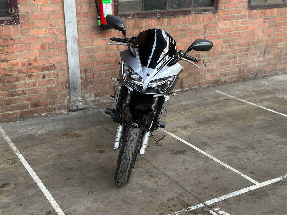 Yamaha FZS 1000 Fazer 998cc 2004, ML-HZ-47 Motorfiets