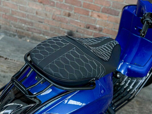 Vespa Sprint 4T Sport 80cc FULL OPTION, DRP-14-S