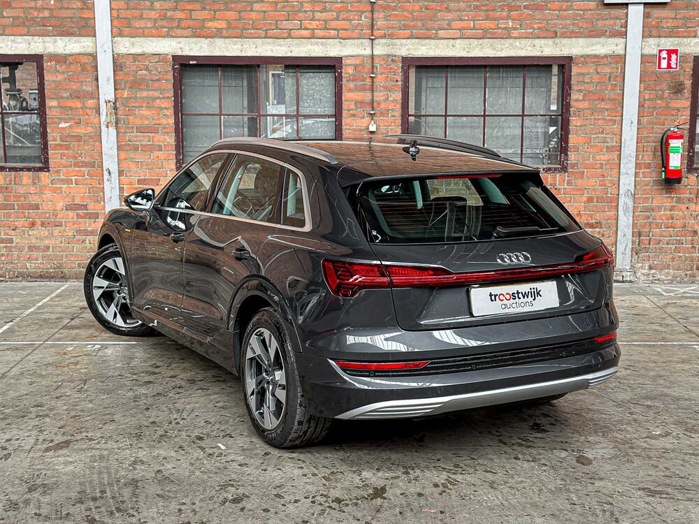 Audi E-tron 50 quattro Business edition 71 kWh 313pk 2020 (Origineel-NL+ 1e eigenaar), J-695-PX
