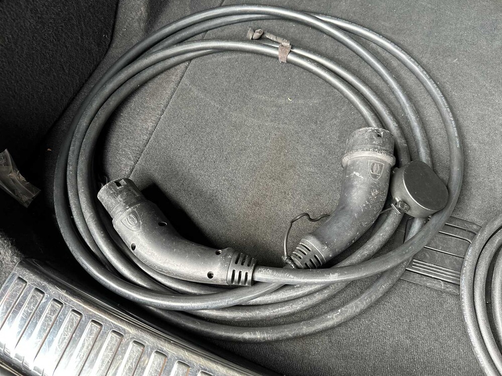 Audi E-tron 50 quattro Business edition 71 kWh 313pk 2020 (Origineel-NL+ 1e eigenaar), J-695-PX