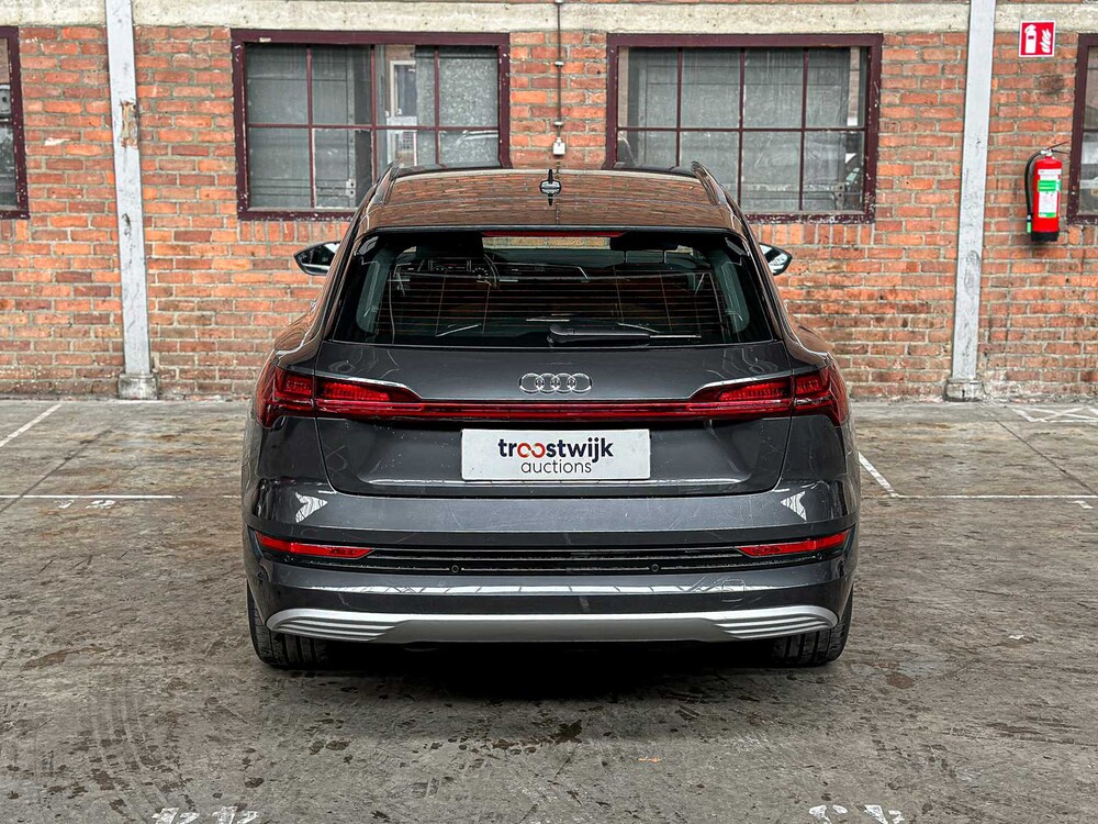 Audi E-tron 50 quattro Business edition 71 kWh 313pk 2020 (Origineel-NL+ 1e eigenaar), J-695-PX