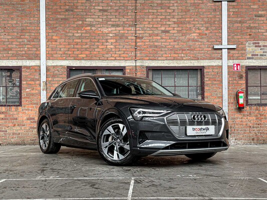 Audi E-tron 50 quattro Business edition 71 kWh 313pk 2020 (Origineel-NL+ 1e eigenaar), J-695-PX