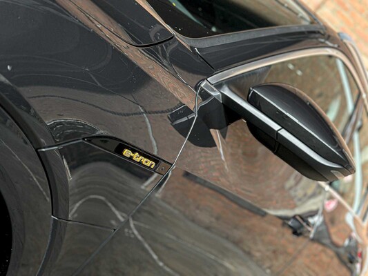 Audi E-tron 50 quattro Business edition 71 kWh 313pk 2020 (Origineel-NL+ 1e eigenaar), J-695-PX