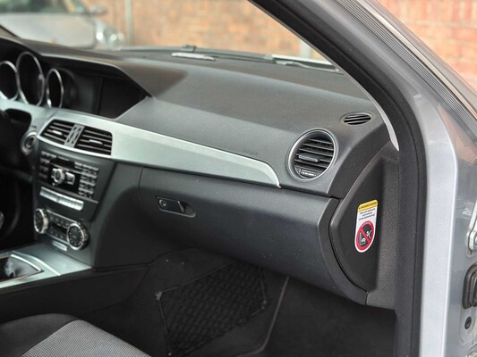 Mercedes-Benz C180 CDI Business Class Avantgarde 120pk 2013 C-klasse, 20-ZVX-8