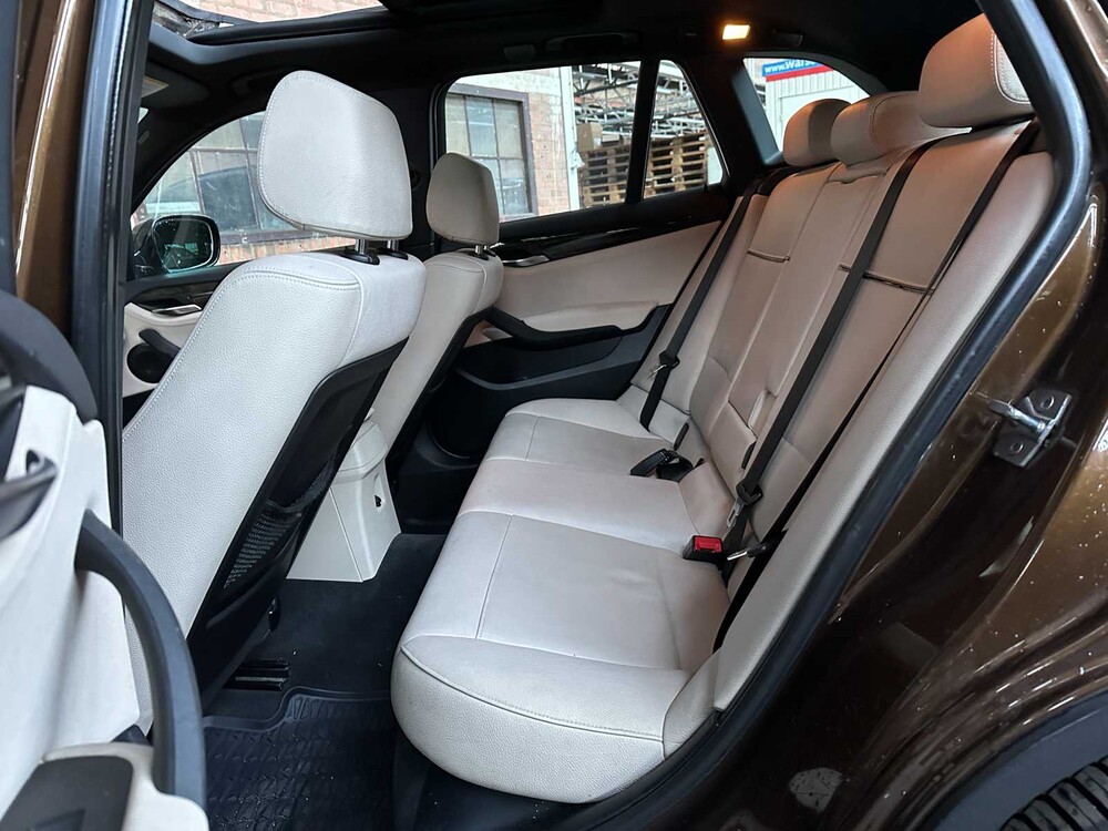 BMW X1 xDrive28i Executive 258pk 2009, 51-NVZ-9