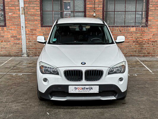 BMW X1 xDrive28i Executive 258pk 2009, 51-NVZ-9