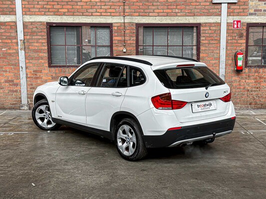 BMW X1 xDrive28i Executive 258pk 2009, 51-NVZ-9