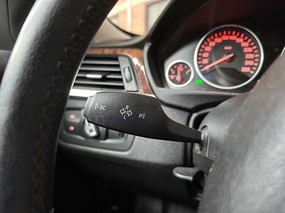 BMW 320i High Executive 184pk 2012 3-serie, 75-XGB-4