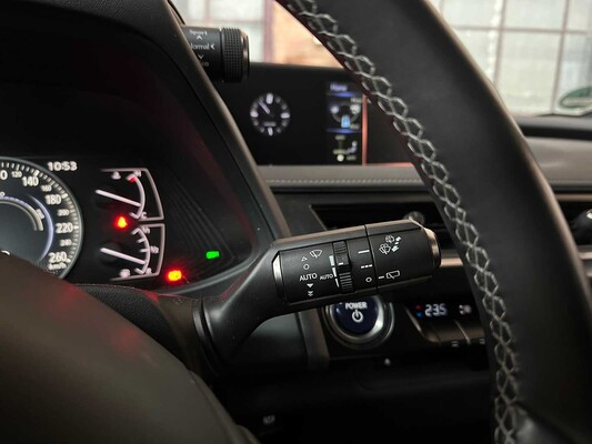 Lexus UX 250h Preference Line 184pk 2021, N-884-HP