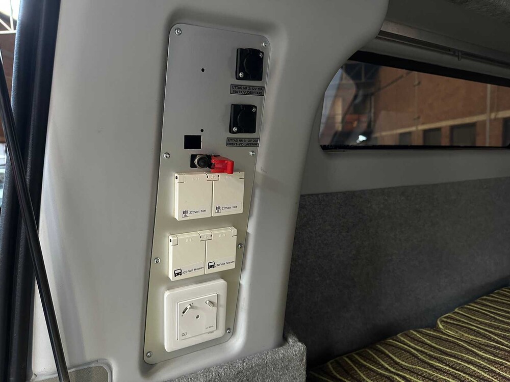 Volvo V70 Nilsson Kampeerauto -Ambulance- AWD 285pk 2013 Camper, N-746-XV