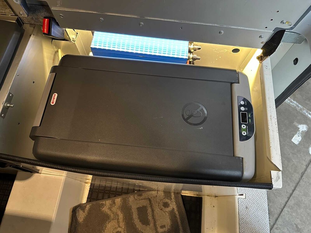 Volvo V70 Nilsson Kampeerauto -Ambulance- AWD 285pk 2013 Camper, N-746-XV