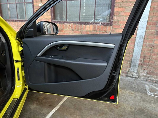 Volvo V70 Nilsson Kampeerauto -Ambulance- AWD 285pk 2013 Camper, N-746-XV