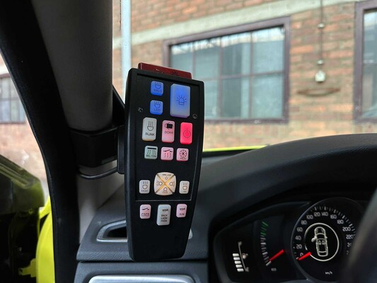 Volvo V70 Nilsson Kampeerauto -Ambulance- AWD 285pk 2013 Camper, N-746-XV