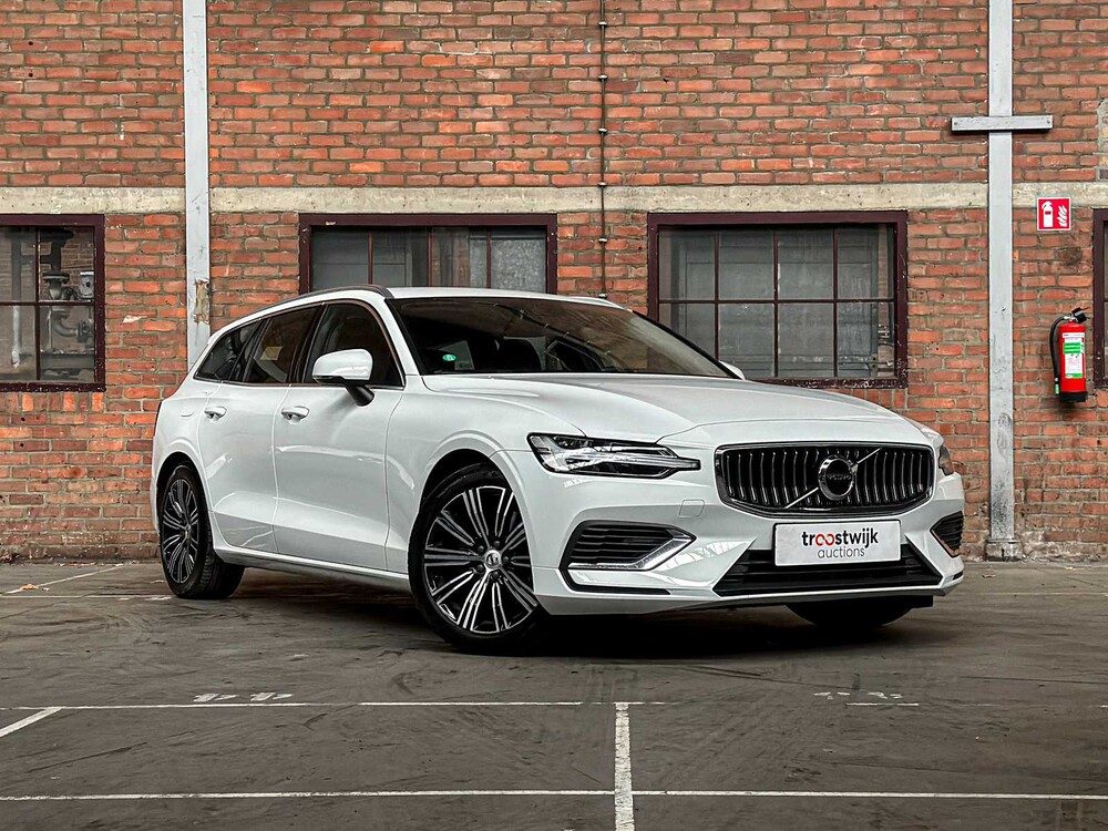 Volvo V60 2.0 T6 Recharge AWD Inschrift 253 PS 2021 (Original-NL + 1. Besitzer), N-828-HZ