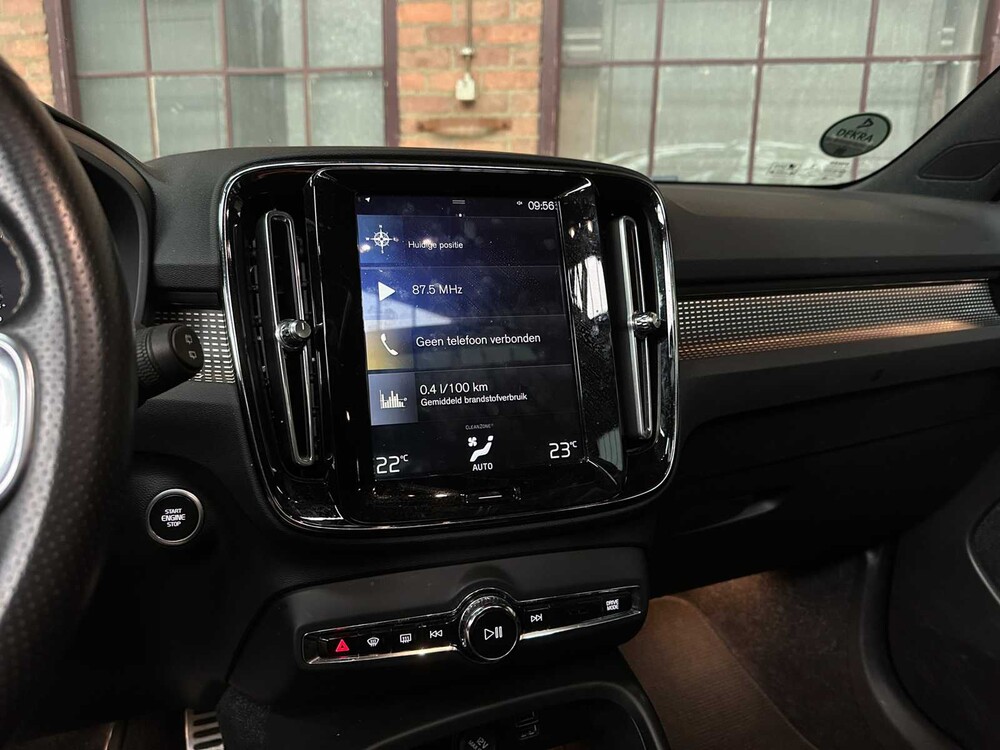 Volvo XC40 1,5 T5 Zweimotor-Inschrift 179 PS 2020 (Original-NL), H-536-XF