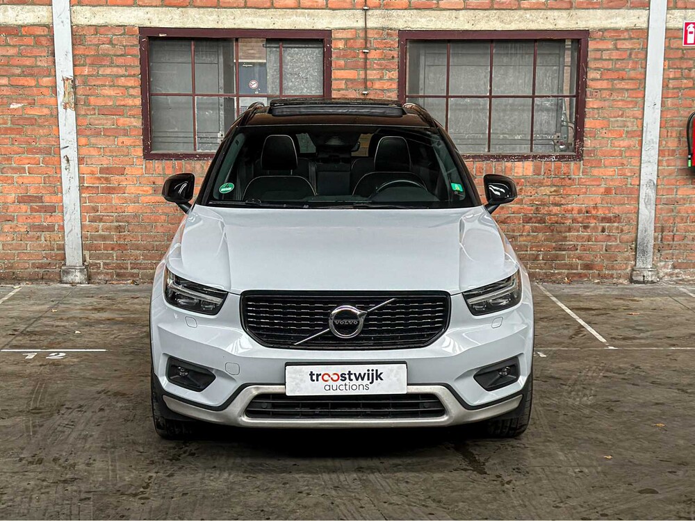 Volvo XC40 1,5 T5 Zweimotor-Inschrift 179 PS 2020 (Original-NL), H-536-XF