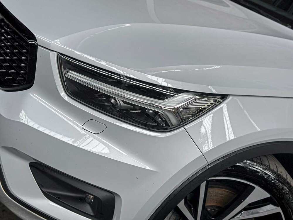 Volvo XC40 1,5 T5 Zweimotor-Inschrift 179 PS 2020 (Original-NL), H-536-XF