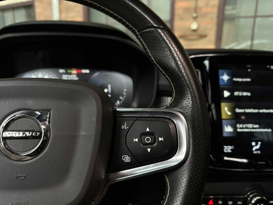 Volvo XC40 1.5 T5 Twin Engine Inscription 179hp 2020 (Original-NL), H-536-XF