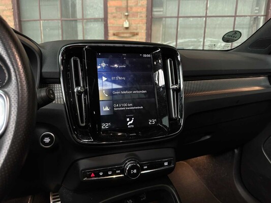 Volvo XC40 1.5 T5 Twin Engine Inscription 179hp 2020 (Original-NL), H-536-XF