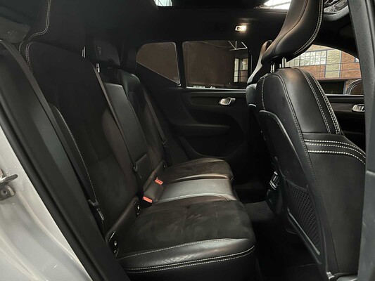 Volvo XC40 1.5 T5 Twin Engine Inscription 179hp 2020 (Original-NL), H-536-XF