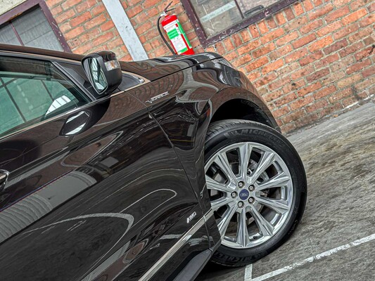Ford Edge 2.0 TDCI Vignale 210pk 2018, TR-496-B
