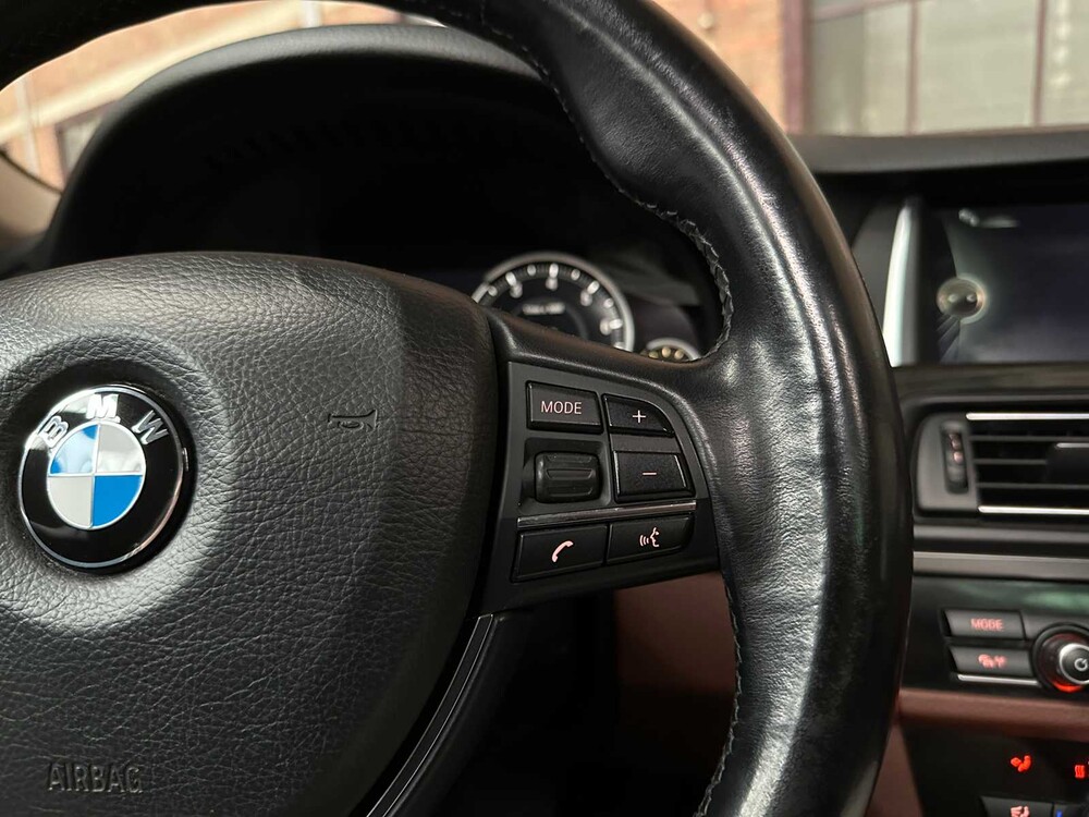 BMW 528i Touring Luxury Edition F11 245 PS 2014 5er, 6-TZT-71