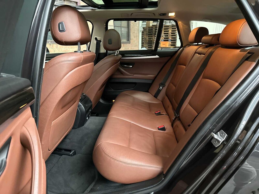 BMW 528i Touring Luxury Edition F11 245 PS 2014 5er, 6-TZT-71