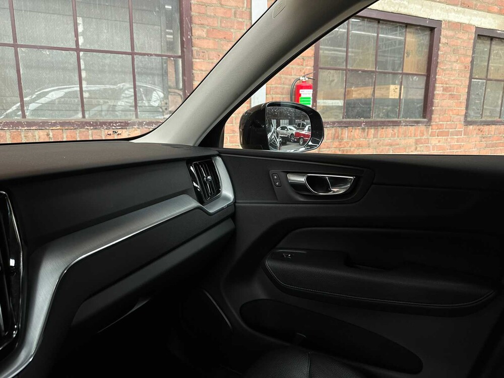 Volvo XC60 2.0 D4 Allradantrieb Impuls 190 PS 2017, P-666-DB