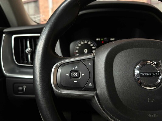 Volvo XC60 2.0 D4 AWD Momentum 190pk 2017, P-666-DB